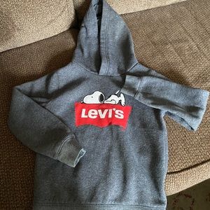 Levi’s snoopy hoodie